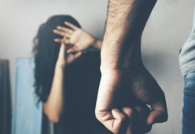 Muškarac u Beogradu završio u pritvoru: Tukao djevojku flašom