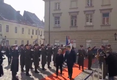 Plenković nakon sastanka s Krišto: Nije dobro da većinski narod bira hrvatskog predstavnika (VIDEO)