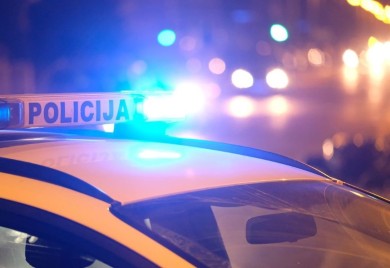 Osmogodišnjeg dječaka udario kamion, bori se za život