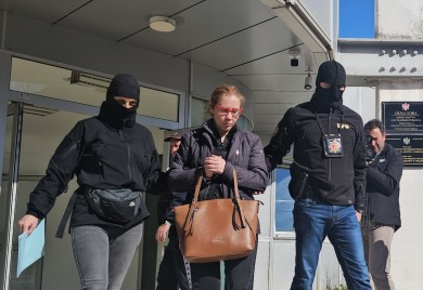 Bratićevoj određeno 72 sata pritvora, Mandić stao u njenu odbranu