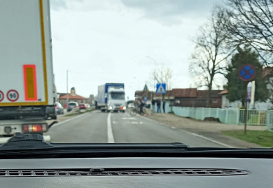 Udes u blizini osnovne škole: U nezgodi teško povrijeđen dječak