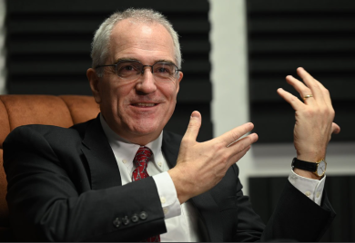 Američki diplomata nedavno upozorio na problem legitimiteta Minićeve Vlade