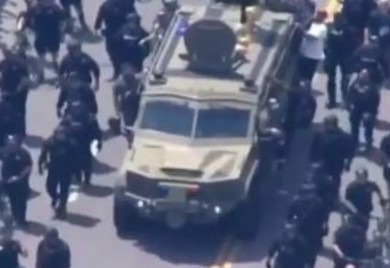 Elitne američke jedinice morale reagovati: Jokić evakuisan u oklopnom vozilu VIDEO