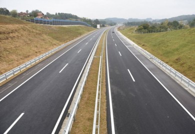 Od ponedjeljka novi način plaćanja auto-puta u RS i FBiH, pogledajte detalje