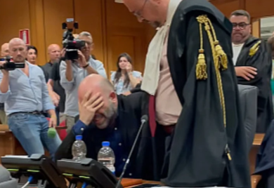 Mafija mu ukrala život, a sada je dočekao pravdu: Roberto Saviano briznuo u plač nakon presude