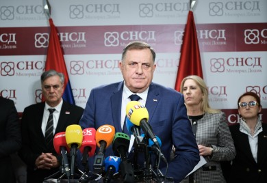 Dodik: Srpska ide naprijed kada vodi računa o porodici, borcima, sportu i mladima