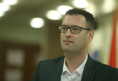 GRMUŠA: Dobro je što se premijer konačno uključio u svoj posao
