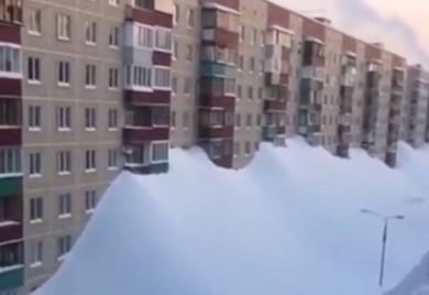 Spasioci u Kamčatki upozoravaju: Ne skačite u visoke nanose snijega!