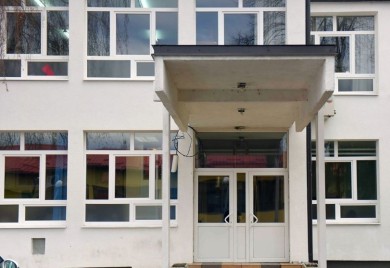 U bijeljinskoj gimnaziji muk i tuga zbog pogibije dvije učenice