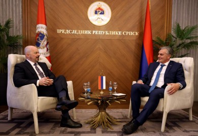 Ginkel čestitao predsjedniku Srpske Siniši Karanu, poručena spremnost SAD na saradnju
