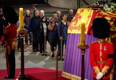 Uhapšen muškarac nakon prilaska kovčegu kraljice Elizabete