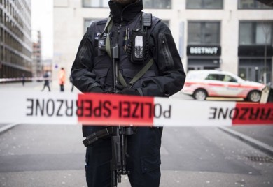 TRAGEDIJA U CIRIHU: Muškarac ubio suprugu, ranio zeta, pa presudio sebi