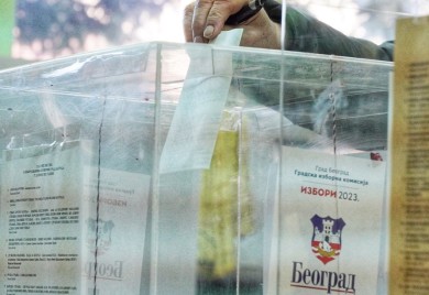Izbori u Srbiji: Evo šta su pokazale prve projekcije na osnovu 65 odsto uzorka