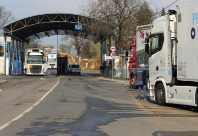 BiH trpi štetu od oko milijardu KM: Spoljnotrgovinska komora zahtijeva hitno otvaranje novog prelaza Gradiška