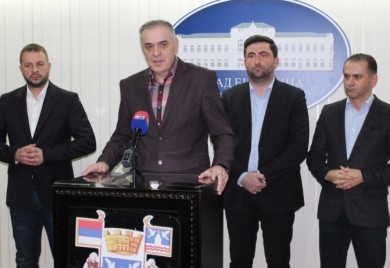 Miličević podržao Petrovića: Opoziv gradonačelnika Bijeljine neće uspjeti