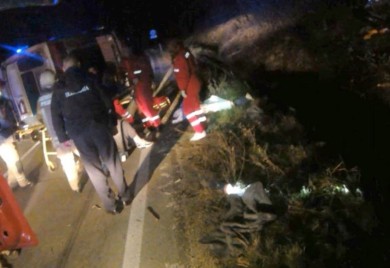 Tragedija na putu Prijedor - Novi Grad: Pun "fijat" sletio pa se zapalio, poginuo suvozač