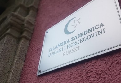 ISLAMSKA ZAJEDNICA: Mir u BiH ne ugrožava reis Kavazović, već predsjednik RS