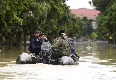 Žrtava sve više, pod vodom 37 gradova u Italiji