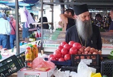 "Kao sav normalan svijet" - Patrijarh Porfirije na tržnici