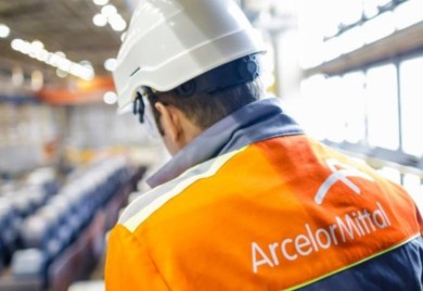 Vratili se u pogone: Radnici “ArcelorMittala” prekinuli štrajk
