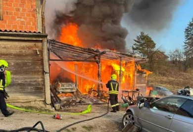 Požar u Banjaluci, povrijeđena jedna osoba