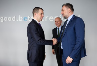 Đurić Konakoviću: Srbima i Bošnjacima treba drugačija budućnost, a ne mržnja