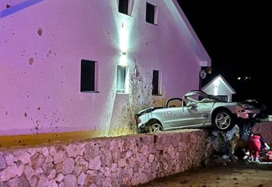 Dvadesetjednogodišnji mladić poginuo u teškoj nesreći kod Posušja
