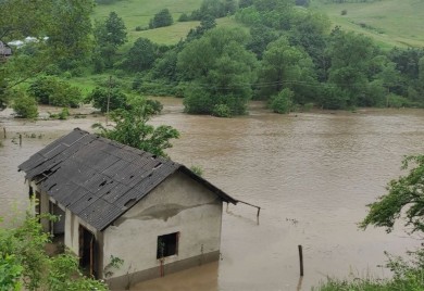 Vlada Srbije usvojila Odluku o proglašenju elementarne nepogode u 56 gradova i opština