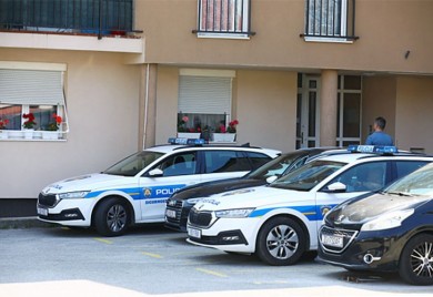 U predgrađu Zagreba pronađena mrtva žena i teško povrijeđen muškarac