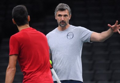 Poznato koliku platu Nole daje Ivaniševiću