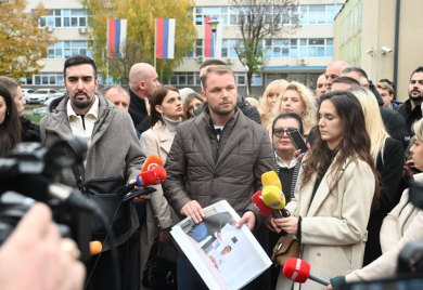 Stanivuković: Drogu su htjeli podmetnuti Driniću i meni