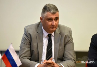 MILANOVIĆ: Nedopustivo ponašanje Petrovića, ne sarađuje sa republičkim institucijama