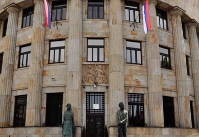 Kabinet predsjednika: Tužno da Satler ljudske žrtve mjeri novcem
