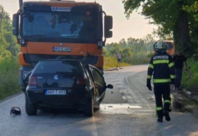 Mlada djevojka iz Srpca izgubila život u sudaru sa kamionom
