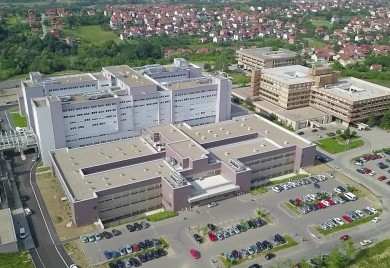 Djevojčica i povrijeđena žena prevezeni na UKC RS nakon nesreće u Trebinju