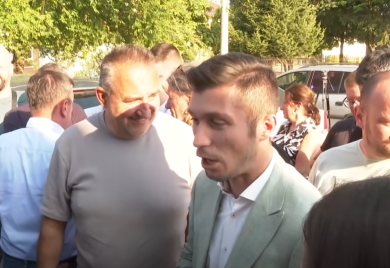 „Dođite živjeti četiri dana bez vode“ - mještani Dragočaja osuli paljbu na Kresojevića i Stanivukovića (VIDEO)