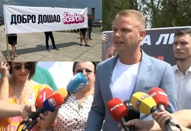 Stanivuković htio da drži govor ispred UKC RS, Đajić ga ometao glasnom muzikom (VIDEO)