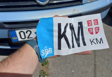 Kosovska policija odložila novčano kažnjavanje za srpske tablice za jedan dan
