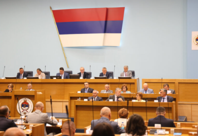 Ana Trišić Babić vratila zakone o pušenju i “sezoncima” u ponovnu proceduru