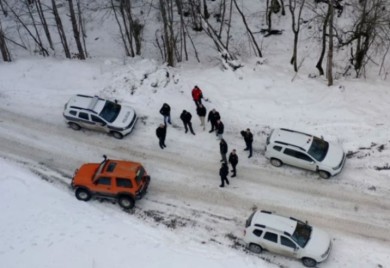Kod Gornjeg Vakufa nestala djevojčica, spasioce tokom potrage napao medvjed