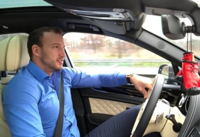 Ko je njemački bokser koji je upucan u Beogradu: Milioner sa kriminalnom prošlošću (VIDEO)