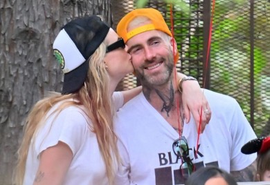 Djevice opterećene ljubavnim životom, Blizanci nadomak zacrtanim ciljevima