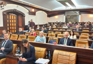 Treća “runda” redovne sjednice: Banjalučki odbornici u klupama – na dnevnom redu 45 tačaka