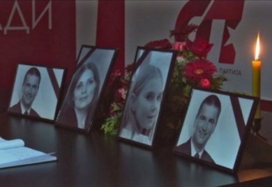 Prijatelji, saradnici i građani se opraštaju od stradalih članova porodice Todorović