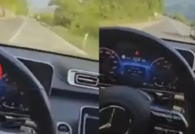 Pretiče i policiju: Bahati vozač se “pohvalio” snimkom divlje vožnje na putu od Jablanice do Mostara VIDEO