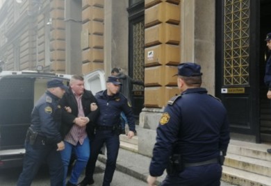 Suđenje Arminu Berberoviću: Tužiteljka navela stravične detalje iz noći kada je usmrtio doktorice
