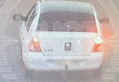 RUSKI MEDIJI: Napadači pobjegli u bijelom “renou”