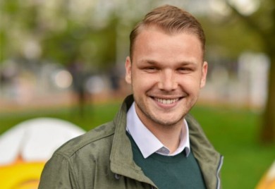 Stanivuković slavio 30. rođendan! Napravio žurku u vili u Ljubačevu, torta poseban hit