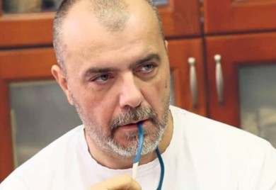 Nikola Kojo: Ponizno molim roditelje dece iz 'Ribnikara' da ne šalju decu u školu