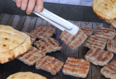 Nastavak aktivnosti brendiranja banjalučkog ćevapa: Grad osnovao udruženje "Banjalučki ćevap"
